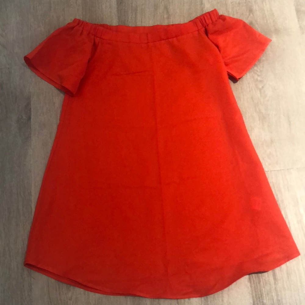 Off-Shoulder mini dress